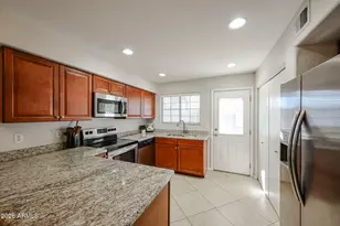 860 N McQueen Rd, Chandler, AZ 85225 - Photo 7