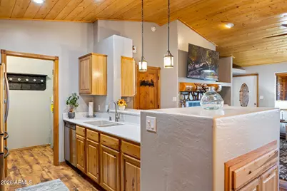 2654 Palomino Trail, Overgaard, AZ 85933 - Photo 5