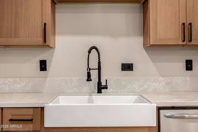 8262 E Monte Vista Road, Scottsdale, AZ 85257 - Photo 19