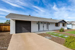 8262 E Monte Vista Rd, Scottsdale, AZ 85257 - Photo 11