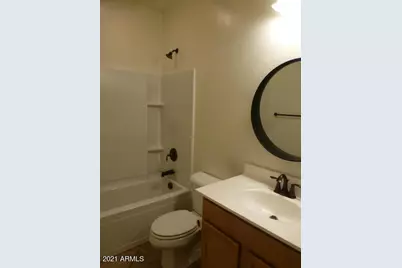 2057 W Kenton Way, San Tan Valley, AZ 85144 - Photo 9