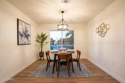 19617 N Willowcreek Circle, Sun City, AZ 85373 - Photo 11