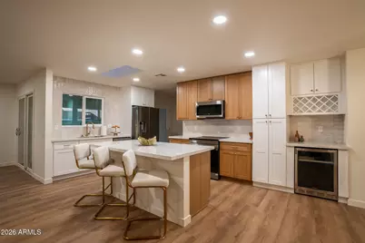 19617 N Willowcreek Circle, Sun City, AZ 85373 - Photo 9