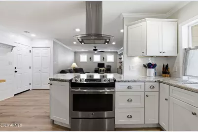 18421 N 45th Drive, Glendale, AZ 85308 - Photo 11