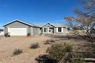 7053 S Elmer Loop, Hereford, AZ 85615 - Photo 1