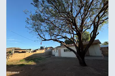 2514 W Larkspur Drive, Phoenix, AZ 85029 - Photo 21