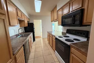 2514 W Larkspur Dr, Phoenix, AZ 85029 - Photo 9