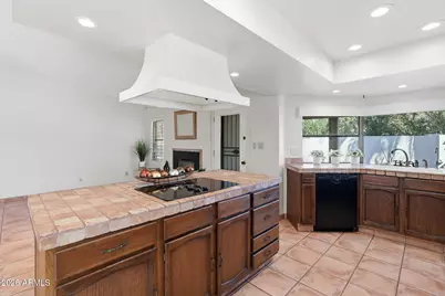 10031 N 77th Place, Scottsdale, AZ 85258 - Photo 15