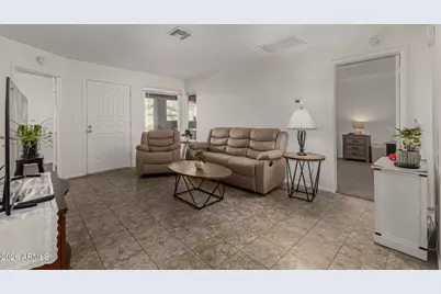 10815 W Northern Avenue #102, Glendale, AZ 85307 - Photo 3