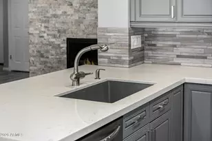 801 E Acoma Dr, Phoenix, AZ 85022 - Photo 27