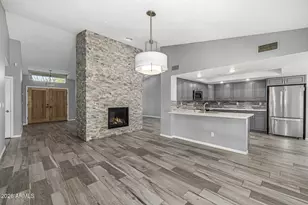 801 E Acoma Dr, Phoenix, AZ 85022 - Photo 17