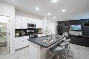 14659 W Surrey Dr, Surprise, AZ 85379 - Photo 11