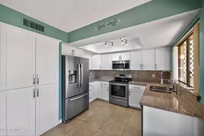 7711 E Desert Flower Avenue, Mesa, AZ 85208 - Photo 5