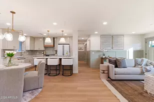 8520 E Highland Ave, Scottsdale, AZ 85251 - Photo 9