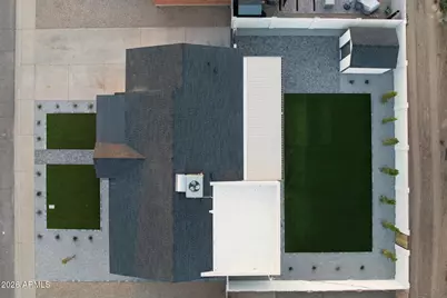 8520 E Highland Avenue, Scottsdale, AZ 85251 - Photo 29