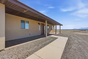 2770 E Davis Pass, Eloy, AZ 85131 - Photo 3
