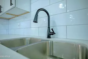 4109 N 71st Ln, Phoenix, AZ 85033 - Photo 15