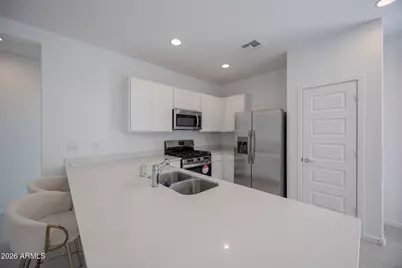 12503 W Parkway Lane, Avondale, AZ 85323 - Photo 7