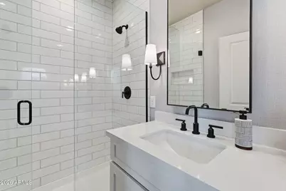 109 W Willo Court, Phoenix, AZ 85003 - Photo 19