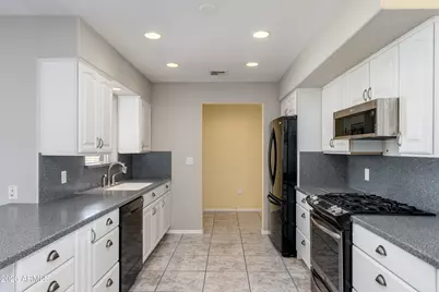 10215 W Mountain View Road, Sun City, AZ 85351 - Photo 7