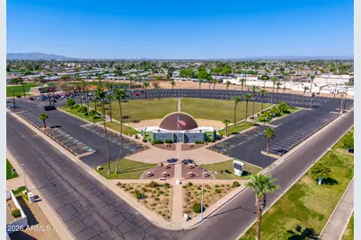 10215 W Mountain View Road, Sun City, AZ 85351 - Photo 43