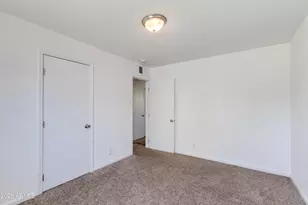 5657 N 39th Ave, Phoenix, AZ 85019 - Photo 13