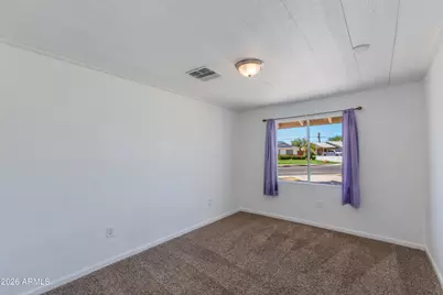 5657 N 39th Avenue, Phoenix, AZ 85019 - Photo 11