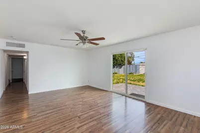 5657 N 39th Avenue, Phoenix, AZ 85019 - Photo 3