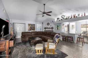 6710 N 74th Dr, Glendale, AZ 85303 - Photo 9