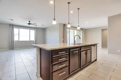 8026 W Wood Lane, Phoenix, AZ 85043 - Photo 11