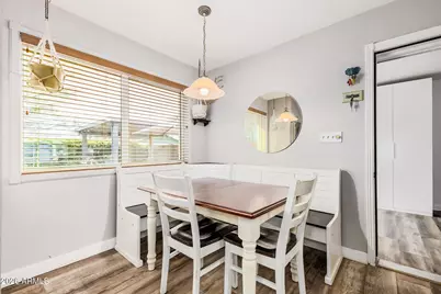 933 E 9th Drive, Mesa, AZ 85204 - Photo 9