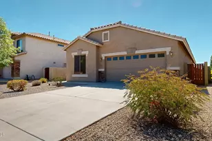 871 E Sherri Dr, Gilbert, AZ 85296 - Photo 3
