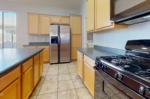 871 E Sherri Dr, Gilbert, AZ 85296 - Photo 13