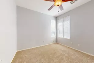 871 E Sherri Dr, Gilbert, AZ 85296 - Photo 23