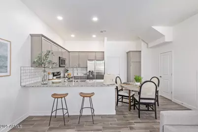 3230 E Thomas Road #Unit 114, Mesa, AZ 85213 - Photo 9