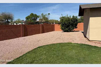 8701 E Edgemont Avenue, Scottsdale, AZ 85257 - Photo 35