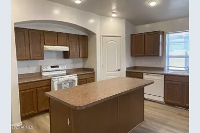 9124 W Heber Road, Tolleson, AZ 85353 - Photo 9