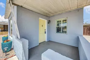 2242 E Harvard St, Phoenix, AZ 85006 - Photo 9