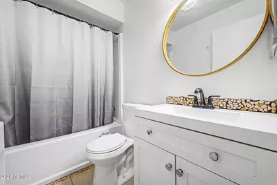 10049 N 47th Avenue, Glendale, AZ 85302 - Photo 11