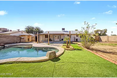 10049 N 47th Avenue, Glendale, AZ 85302 - Photo 5