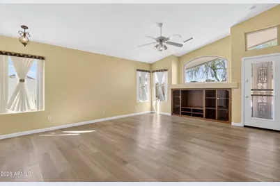 10416 W Runion Drive, Peoria, AZ 85382 - Photo 7