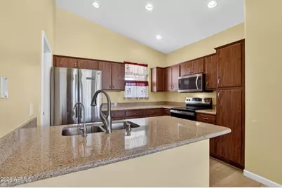 10416 W Runion Drive, Peoria, AZ 85382 - Photo 3