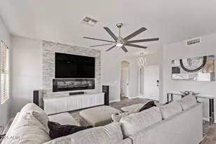 6984 S Newport Ct, Chandler, AZ 85249 - Photo 9