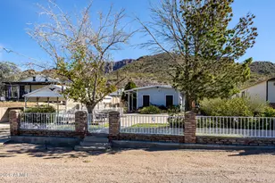 94 W Arnett Dr, Superior, AZ 85173 - Photo 13