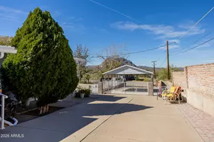 94 W Arnett Dr, Superior, AZ 85173 - Photo 9
