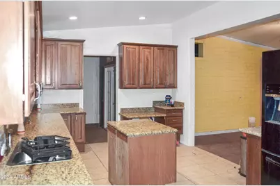 655 W Caroline Street, Coolidge, AZ 85128 - Photo 7