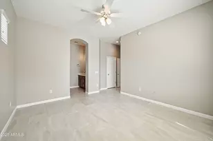 42424 N Gavilan Peak Pkwy, Anthem, AZ 85086 - Photo 11