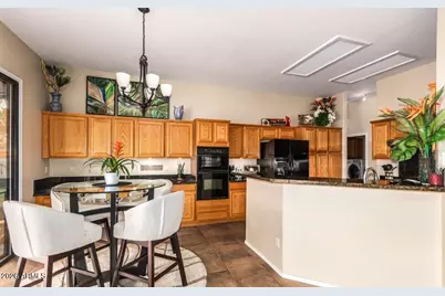 7319 W Surrey Avenue, Peoria, AZ 85381 - Photo 11