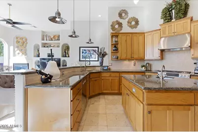 4477 E Stanford Avenue, Gilbert, AZ 85234 - Photo 11