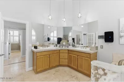 4477 E Stanford Avenue, Gilbert, AZ 85234 - Photo 23